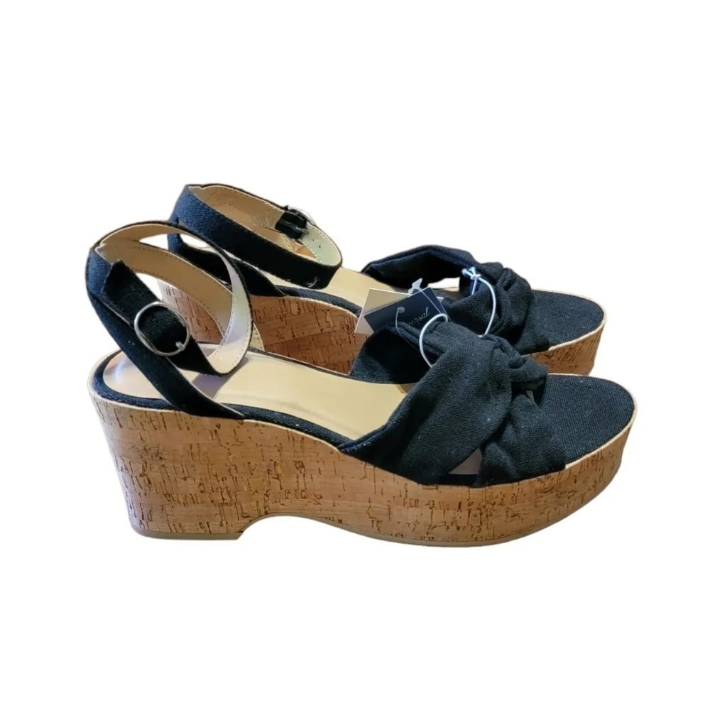 Universal Thread Mellie Wedge Heels Black Size 11